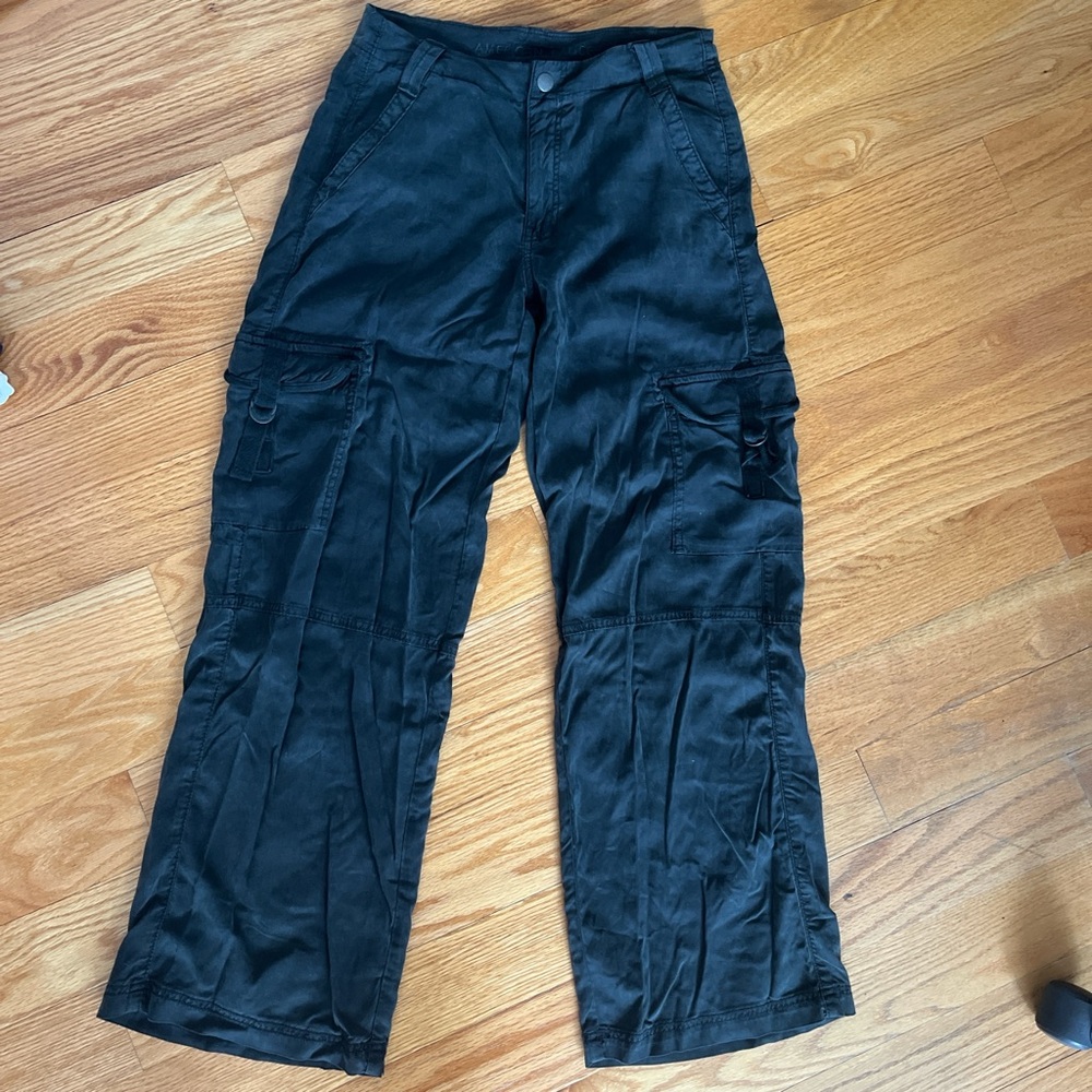 American Eagle Black Stretch Cargo Pants